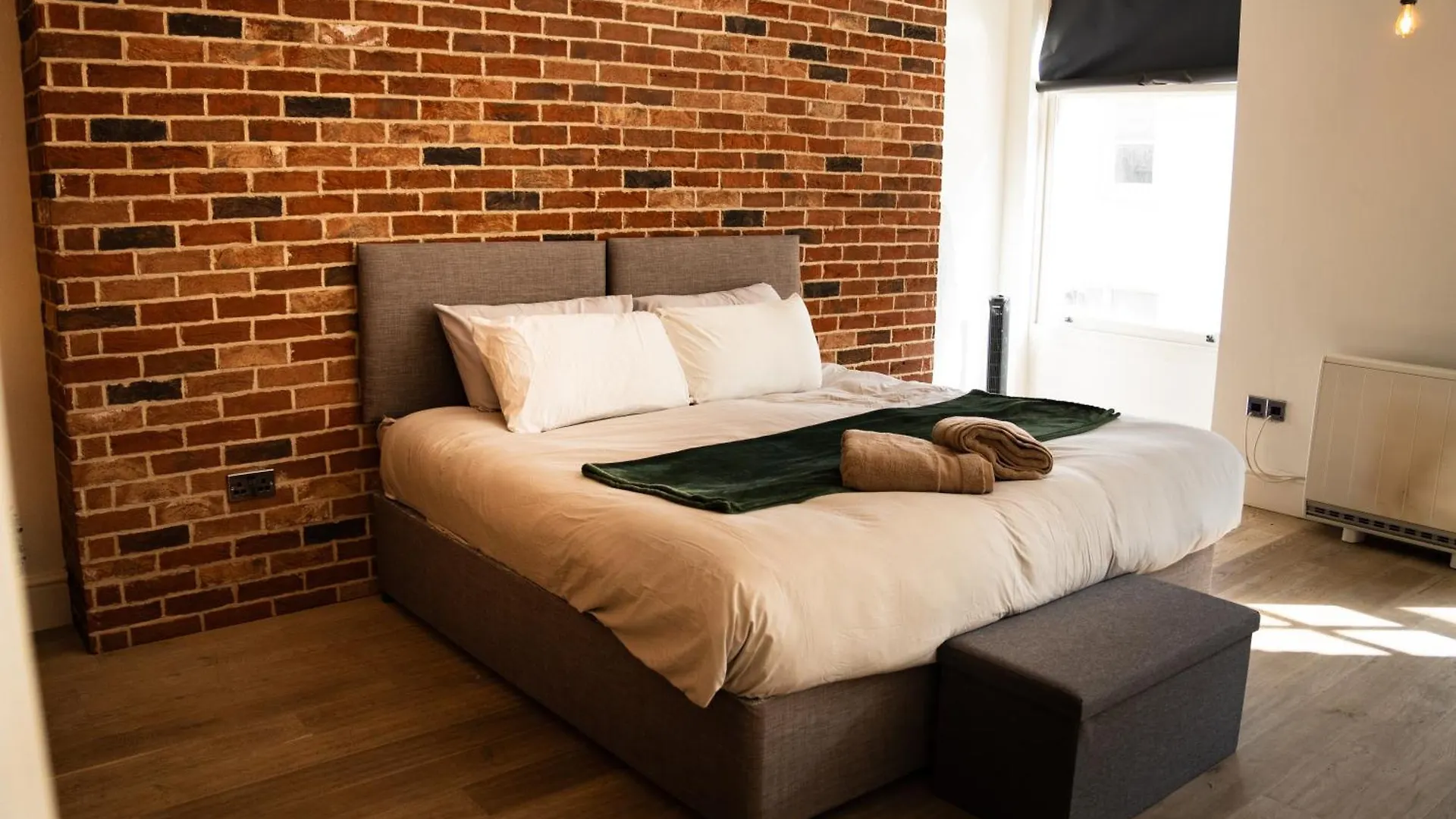 Brighton Studio By The Beach & High Road 0*,  Storbritannien